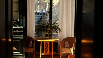 Funicular Inn Apartments