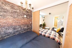 L-style Hanazonocho Apartment A