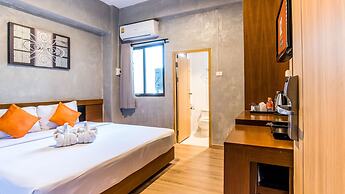 B2 Chiang Rai Night Bazaar Boutique & Budget Hotel