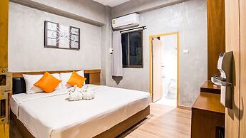 B2 Chiang Rai Night Bazaar Boutique & Budget Hotel