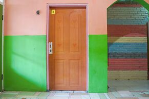 SPOT ON 1762 Gandrung Payungan Family InnNearStasiun Banyuwangi Kota