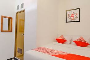 Super OYO 1376 Kina Family Residence Syariah