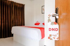 Super OYO 1376 Kina Family Residence Syariah