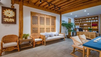 Floral Hotel Qu An He Feng Lijiang