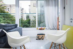 Tranquil Garden Retreat by Sea N Rent