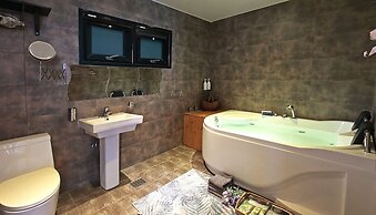 Gyeongju Local 054 Pension