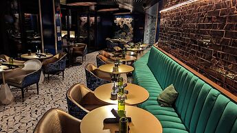 River House at Odette's