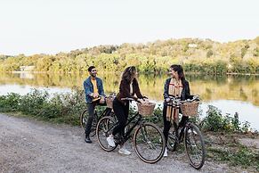 River House at Odette's