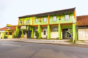 SPOT ON 2730 Hotel Maribaya Indah Syariah