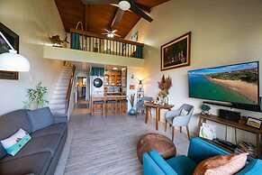Maui Vistas #3419 2 Bedroom Condo by RedAwning