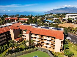 Maui Vistas #3419 2 Bedroom Condo by RedAwning