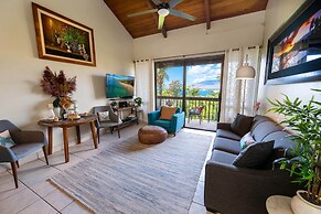 Maui Vistas #3419 2 Bedroom Condo by RedAwning