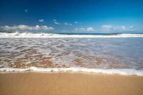 Maui Vistas #3419 2 Bedroom Condo by RedAwning