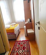 Lebon Hotel Old City