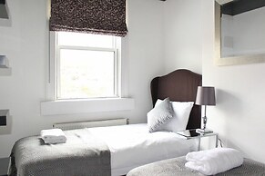 Central Bath House Group Accommodation