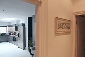 Central Bath House Group Accommodation