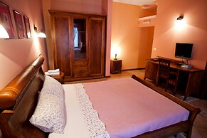 Forza Lux Guest House