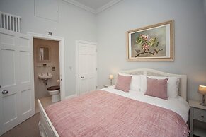 Stylish City Centre Apartment - Bath
