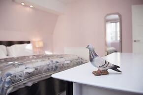 Georgian Coach House Mews Central Bath