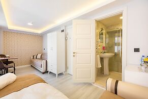 Blue Marmara Suites