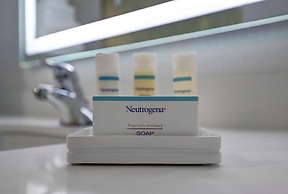 Hampton Inn & Suites by Hilton Belleville