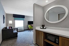 Hampton Inn & Suites by Hilton Belleville