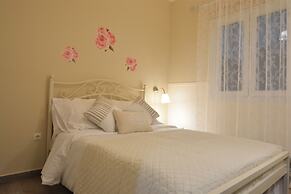 Olympia's Apartments