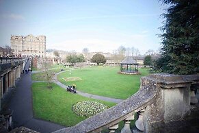 The Georgian Loft Apartment Central Bath