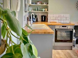 The Georgian Loft Apartment Central Bath