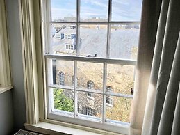 The Georgian Loft Apartment Central Bath