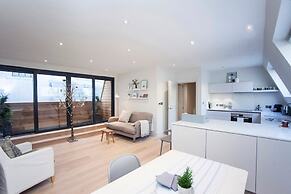 Stylish Wood Street Apartment