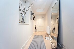 Stylish Wood Street Apartment