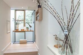 Stylish Wood Street Apartment