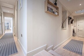 Stylish Wood Street Apartment