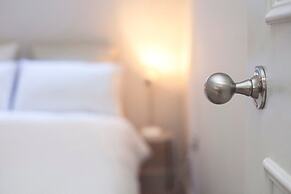 Stylish Wood Street Apartment