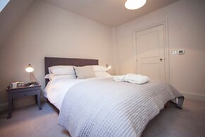 Stylish Wood Street Apartment