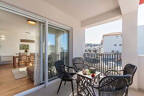 Apartment house Ivan John