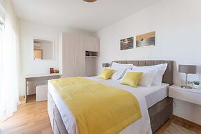 Apartment house Ivan John