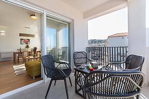 Apartment house Ivan John