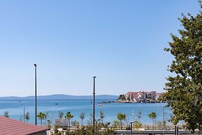 Apartment house Ivan John