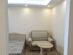 Apartment on Geologorazvedchikov 44a