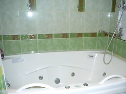 Apartment on Malygina 14