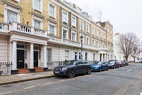 Traditional 1 Bed Apartment, Pimlico