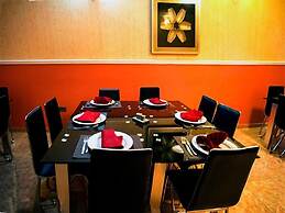 Bleu Ivy Hotel & Suites