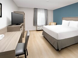 WoodSpring Suites Tri-Cities - Richland 