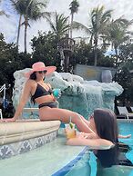 Margaritaville Beach House Key West