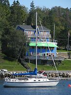 The Tuna Blue Inn and Restaurant