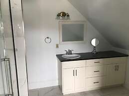 The Tuna Blue Inn and Restaurant