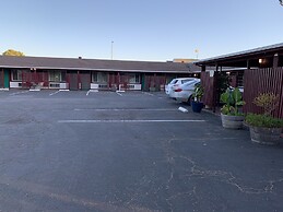 Pacheco Pass Motel