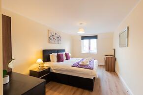 2-bedroom Penthouse, Clockhouse, Hoddesdon